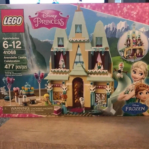 LEGO Disney Arendelle Castle Celebration 41068 Retired Set - Picture 7 of 10